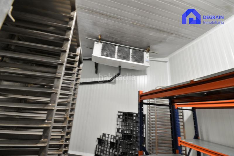 Foto c47c3491-ea1e-4171-8395-c6f1d874e84f. Rent business premise in Teatinos - Los Prados Oviedo