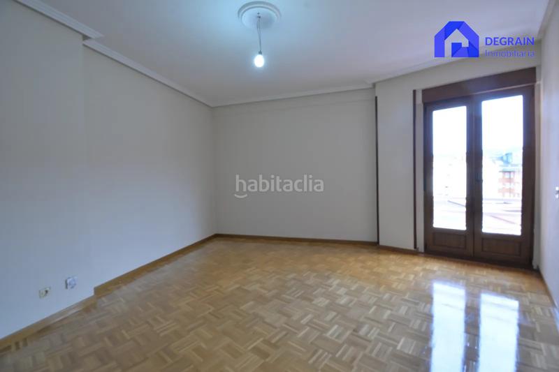 Foto 0c0c627d-e4c5-4ac4-a356-885b220ba14b. Piso  en venta en posada de llanera. en Lugones Siero