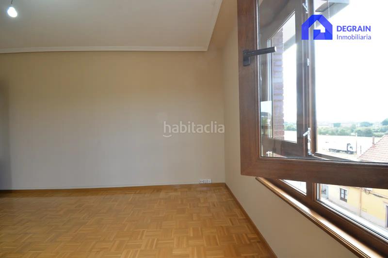 Foto 9881eb89-225a-4703-a2e8-ffd898c19dd9. Piso  en venta en posada de llanera. en Lugones Siero