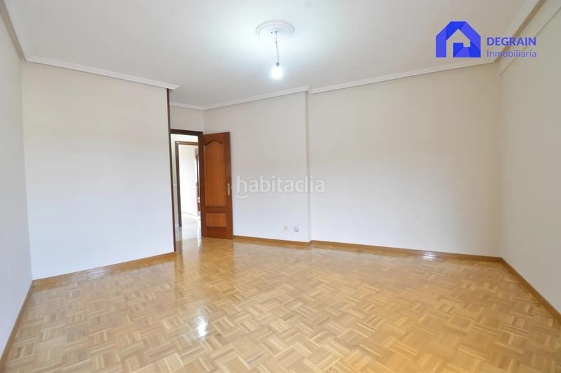 Foto cf41d6da-9ea7-42eb-9e81-eef87374ff3e. Piso  en venta en posada de llanera. en Lugones Siero