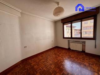 Pis  Oviedo - perez ayala. Piso en venta calle perez ayala