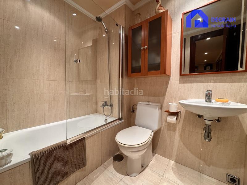 Foto fb197c4e-c8ee-4914-b905-a49fa8f3cbeb. Piso  en venta en escultor laviada en Vallobín Oviedo