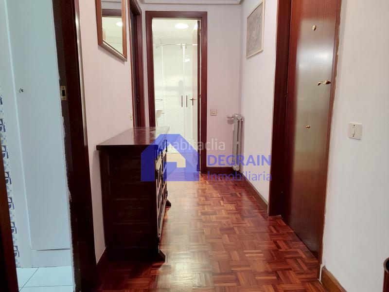 Foto 6afeda6a-6a06-424c-af4b-c7ae8b9ad361. Alquiler piso apartamento amueblado en el centro en Oviedo