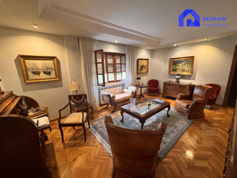 Foto 0bdfd3f6-73c2-4973-9daf-6df99658a91c. Casa chalet independiente con pisicna en pola . en Siero