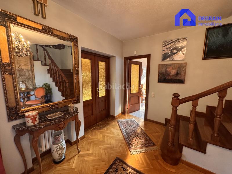 Foto 800ff5c7-5922-443b-ade9-48f9151fb8f7. Casa chalet independiente con pisicna en pola . en Siero