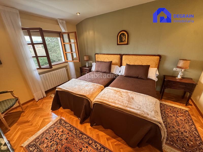 Foto aed84104-75e9-47be-ba49-382b751d6d06. Casa chalet independiente con pisicna en pola . en Siero