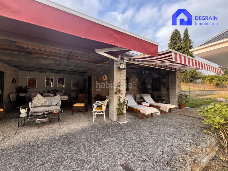 Foto e2dd7e91-e146-4821-aef6-64011bd9f8be. Casa chalet independiente con pisicna en pola . en Siero
