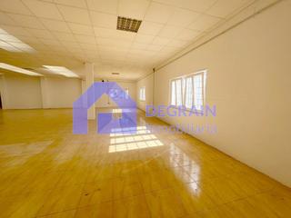 Location Local commercial  Oviedo - carretera general de colloto. Alquiler local instalado en colloto con salida de humos