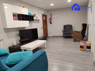 Etagenwohnung in Oviedo - CALLE CAVEDA