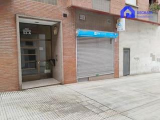 Location Local commercial  Oviedo - calle fray ceferino. Alquiler de local en el centro al lado de la estacion de autobus