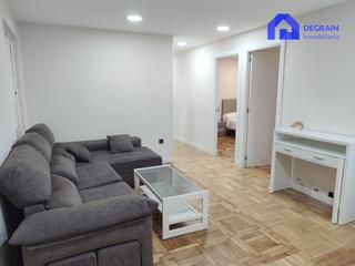 Etagenwohnung in Oviedo - CALLE CAVEDA