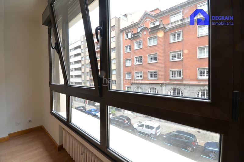 Foto 01c738d8-d998-4b58-b827-2fd74f6814a2. Rent flat with heating in Parque San Francisco - Uría Oviedo