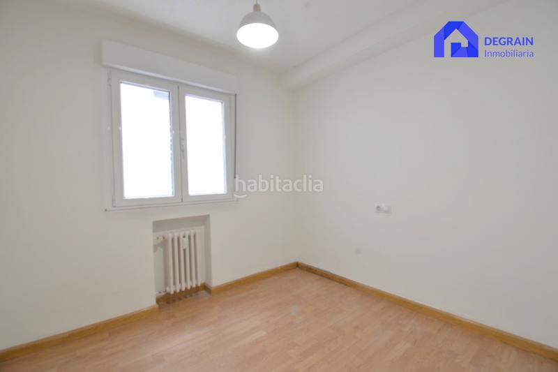 Foto 172b4d79-f5f2-4c7a-a536-0b4b8c296783. Rent flat with heating in Parque San Francisco - Uría Oviedo