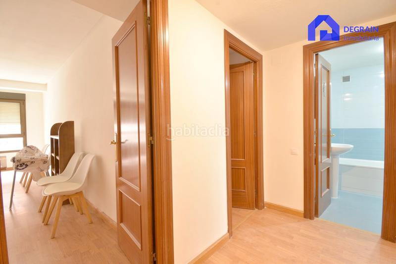 Foto 495c8120-03bd-453e-bfbd-86bce360e1ea. Rent flat with heating in Parque San Francisco - Uría Oviedo