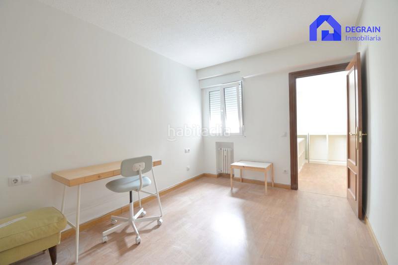 Foto a625c5ee-f5d0-45ae-a1c4-2bda7addf44f. Rent flat with heating in Parque San Francisco - Uría Oviedo