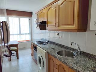Lloguer Pis  Oviedo - calle campo de la vega. Amplio apartamento cerca del casco antiguo de oviedo