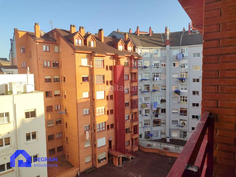 Foto b6e13a30-c7b0-478e-829d-7adac040a496. Appartamento con riscaldamento parcheggio in Auditorio - Seminario - Parque de Invierno Oviedo