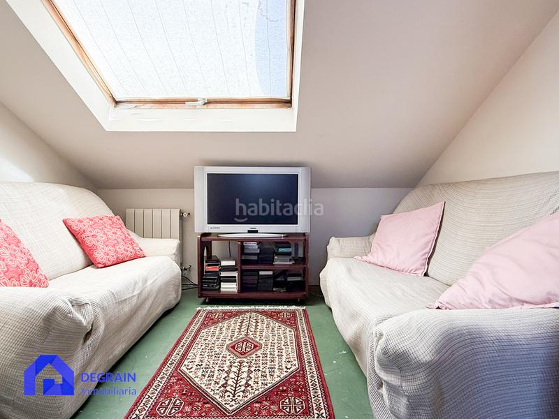 Foto 1c059b9a-26f9-490c-87f5-1276635c62f7. Casa amb calefacció aparcament a Noreña