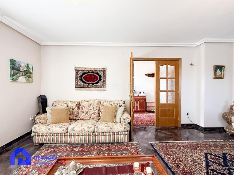 Foto 67cdea5d-5e57-4390-876b-e23ceacf455e. Casa amb calefacció aparcament a Noreña