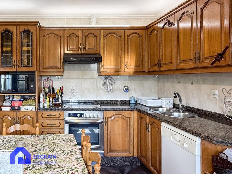 Foto ab25348d-99cd-41d3-b9d2-a8a4cfca9ec4. Casa amb calefacció aparcament a Noreña