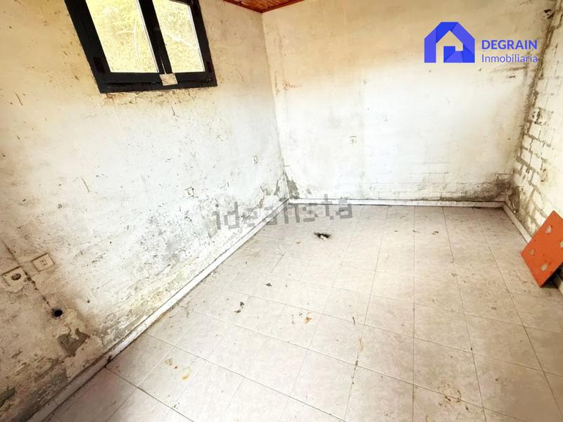 Foto 260d7a4e-c9a3-4781-a3ea-cb823eb0004b. Casa a schiera con parcheggio in Pravia