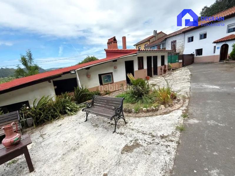 Foto 30773ddb-c1e8-4ad3-8f5f-fdfd9c3b9c0e. Casa a schiera con parcheggio in Pravia