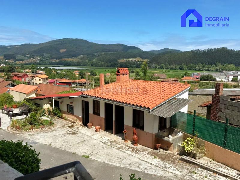 Foto 636d9e9a-2350-4063-a9cb-ab5a10d61d04. Casa a schiera con parcheggio in Pravia