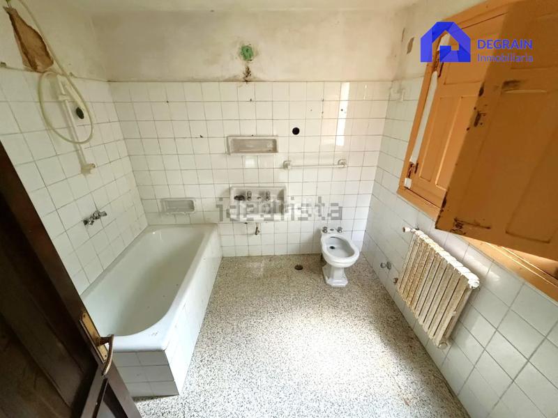 Foto 893121fe-5a79-43b6-9679-baea6e2fc24c. Casa a schiera con parcheggio in Pravia