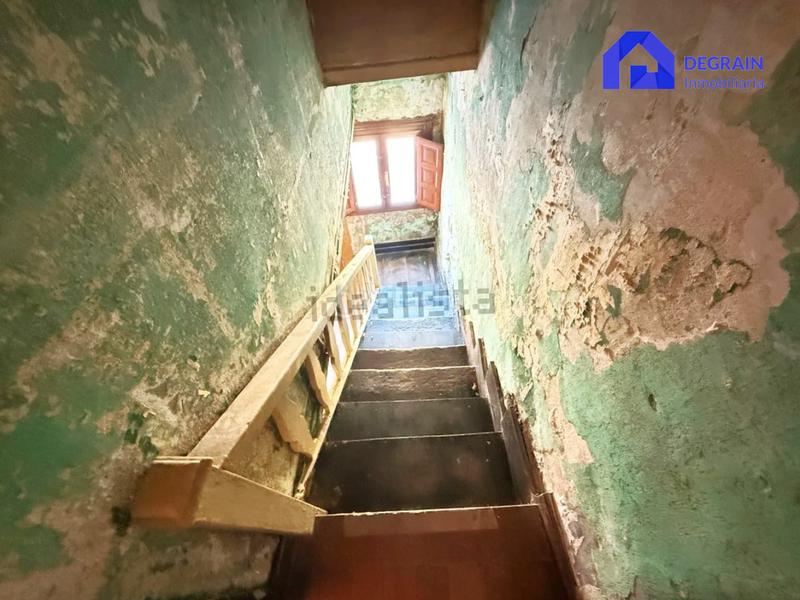 Foto c45a8fa8-2e35-4eb5-a88a-8b95f6547ca2. Casa a schiera con parcheggio in Pravia