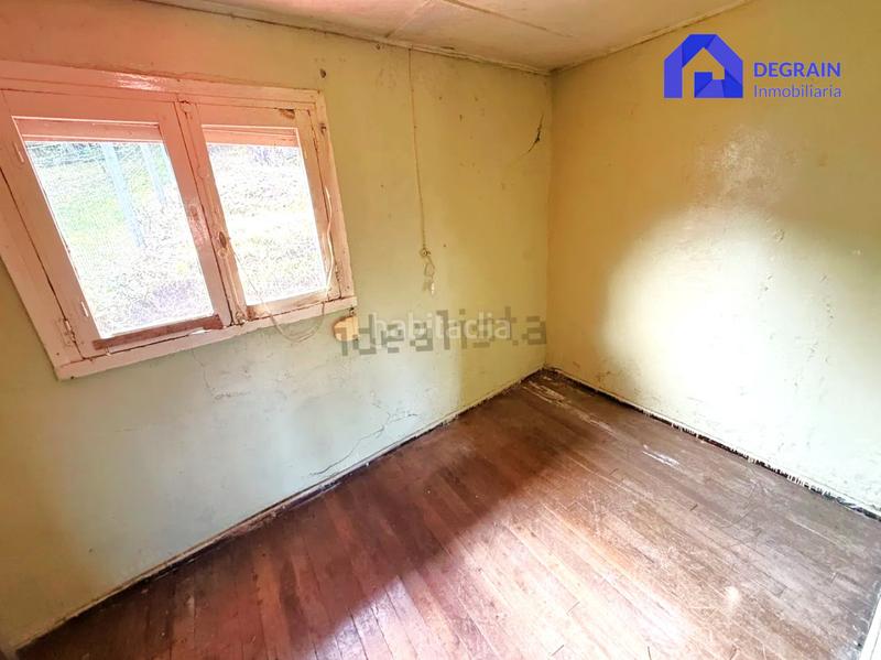 Foto cd4bf0d9-da40-457a-9497-b0b990356c02. Casa a schiera con parcheggio in Pravia