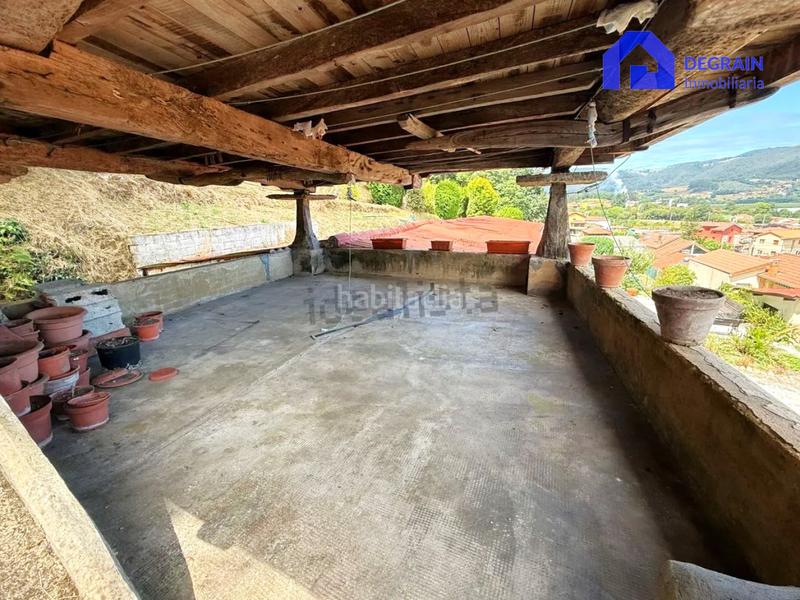 Foto dba7160a-1588-4cb4-9234-3e5e522c0d62. Casa a schiera con parcheggio in Pravia