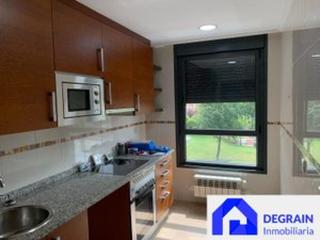 Appartement  Oviedo - calle juan antonio alvarez rabanal. Estupenda vivienda zona huca tres dormitorios con garaje y trast