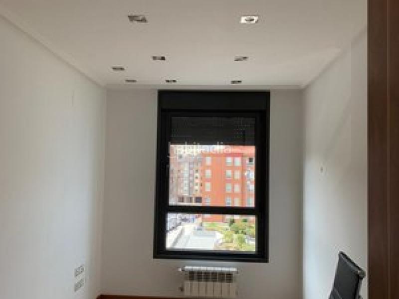 Foto 1da3d1a0-b87e-44fa-97b7-843acb263ffc. Pis amb calefacció aparcament a Parroquias Sur - La Manjoya Oviedo