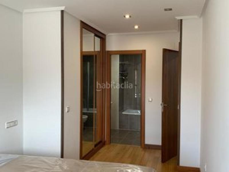 Foto 7c025847-b292-434e-b419-fb8acb4580ef. Pis amb calefacció aparcament a Parroquias Sur - La Manjoya Oviedo