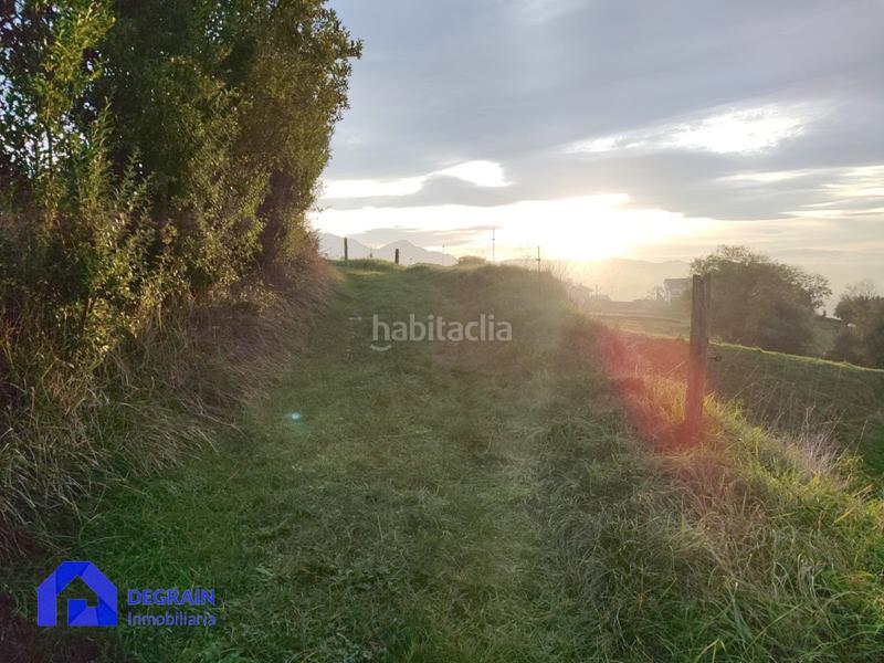 Foto 56ff1aa1-34e2-46ff-ba2e-7577bb1662b8. Terrain résidentiel dans Parroquias Sur - La Manjoya Oviedo