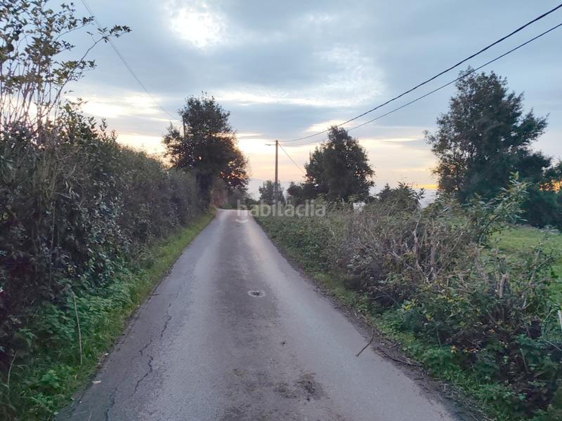 Foto ab0d1c9f-4598-48e1-a9db-c21f5080ab97. Terrain résidentiel dans Parroquias Sur - La Manjoya Oviedo