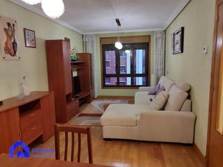 Location Appartement  Oviedo - calle amsterdam. Apartamento amueblado zona huca. garaje opcional