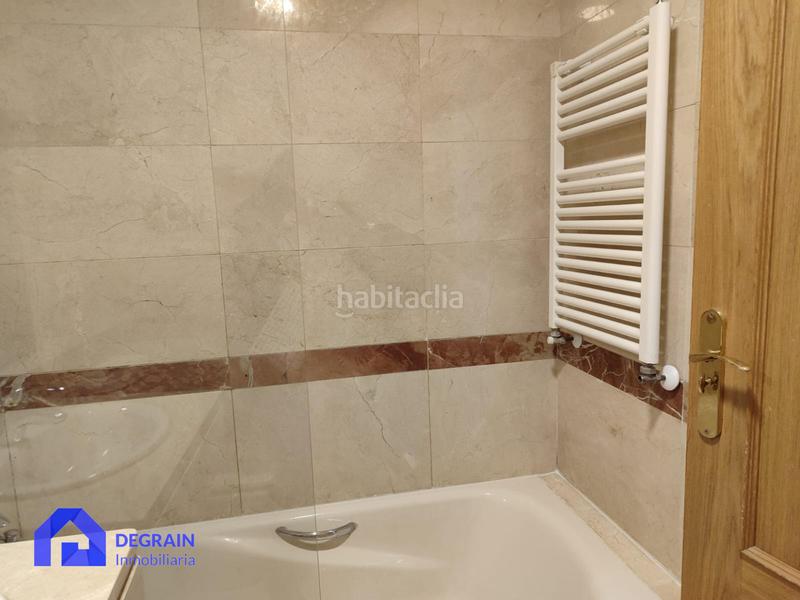 Foto dd8fff55-a830-4947-b5e3-0533e30daf70. Alquiler piso apartamento en alquiler zona prados de la fuente. . en Oviedo
