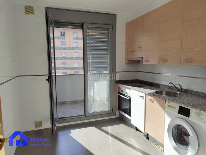 Foto e4bd251d-964d-4794-a3fb-5c42e8ff55d7. Alquiler piso apartamento en alquiler zona prados de la fuente. . en Oviedo