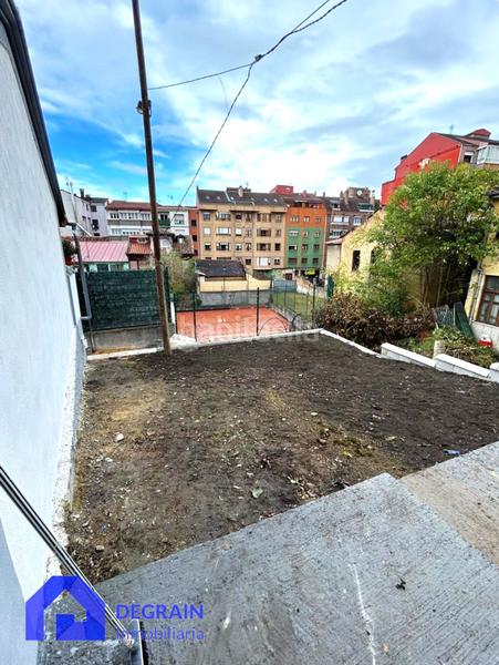 Foto f7e94fd3-f546-4e5c-9e83-406858367770. Haus mit heizung in La Felguera Langreo