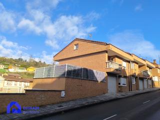 Casa  Langreo - avenida la reguera. Venta de chalet adosado en langreo.