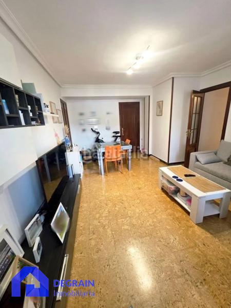 Foto 01cf6575-ae76-4f7c-b676-8382ddaca92c. Piso  en venta tres dormitorios fuertes acevedo en Oviedo