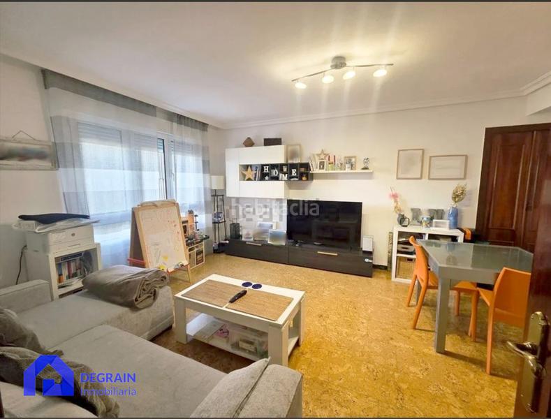 Foto 98f4558b-3e0e-4f1d-bae0-88db62a51462. Piso  en venta tres dormitorios fuertes acevedo en Oviedo