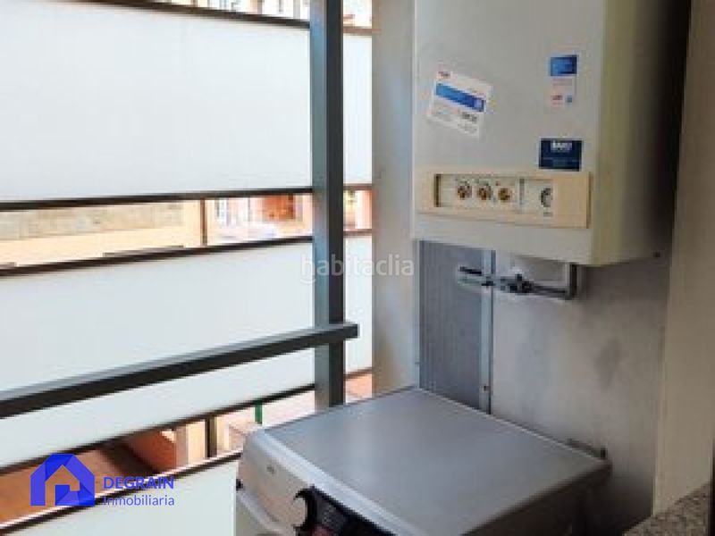 Foto bd1c7271-4a45-4dcc-abd6-1a3c8bed5ee7. Pis amb calefacció aparcament piscina a Ciudad Naranco - Prados de La Fuente Oviedo