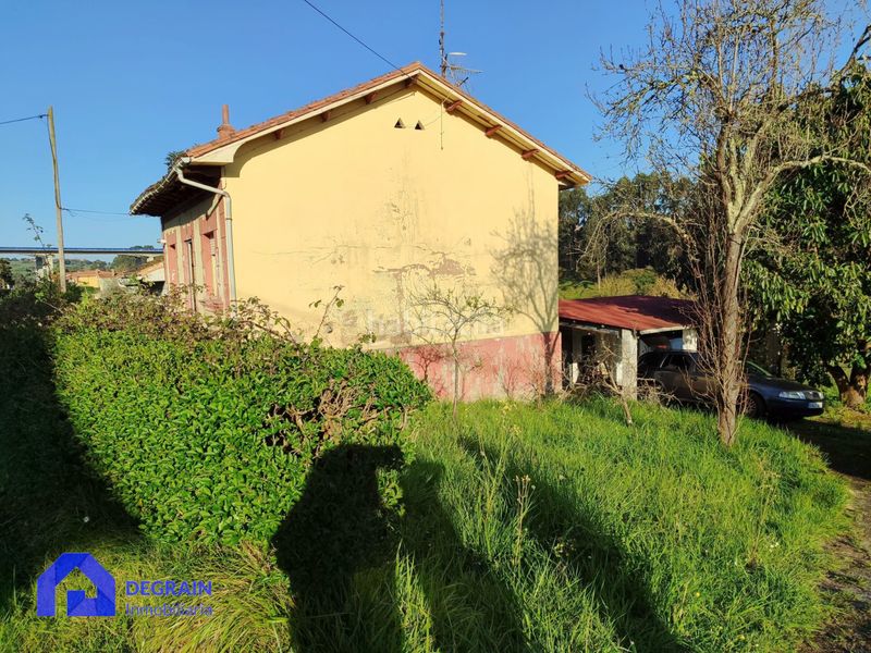 Foto 0f8efa21-3a76-464d-b55b-7ebfe4689c50. Casa adossada amb aparcament a Corvera de Asturias
