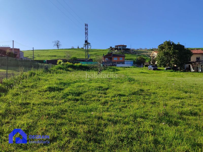 Foto c56c4518-b87c-4081-aa36-b42e55a9cd7e. Casa adossada amb aparcament a Corvera de Asturias