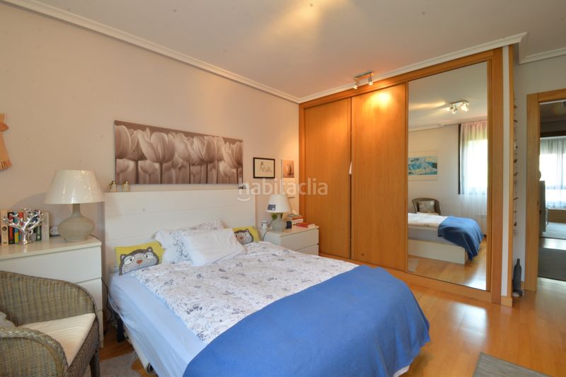 Foto b7cafb38-e8b2-4226-af79-42d40063a494. Casa adossada amb calefacció aparcament a Morcín
