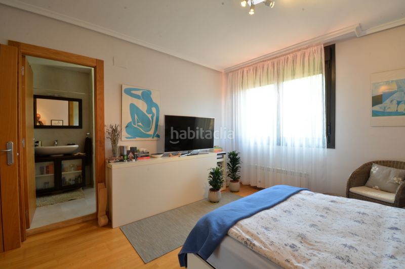 Foto bdbb21bf-e8a8-4577-accd-b1c7c1695720. Casa adossada amb calefacció aparcament a Morcín