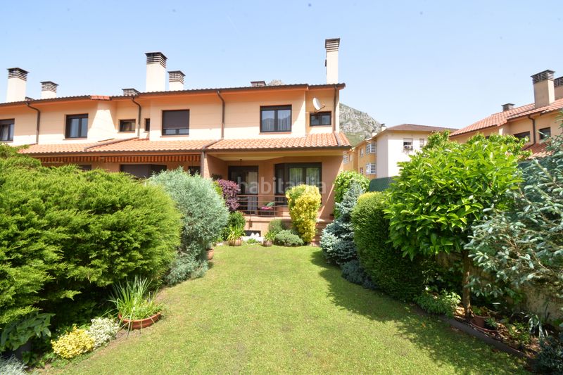 Foto fda88e2f-7c8d-4b26-a5f0-1224ca0795ab. Casa adossada amb calefacció aparcament a Morcín