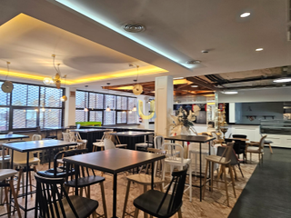 Rent Business premise in Praderón. Ref3740 local bar cafe espectacular horario 300 am en san sebast